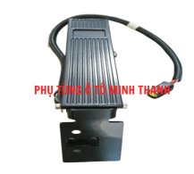 Bàn đạp ga Univer