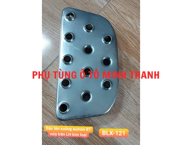 Bậc lên xuống auman 8t nửa trên L kim loại