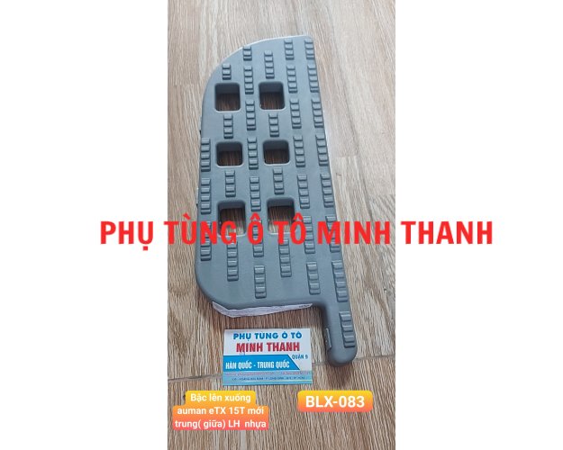 Bậc lên xuống auman ETX-MOI 15T mới trung L, nhựa